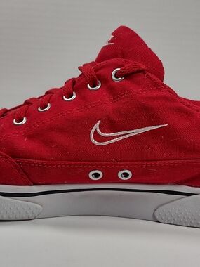 Nike Men's Red Canvas High-Top Sneakers